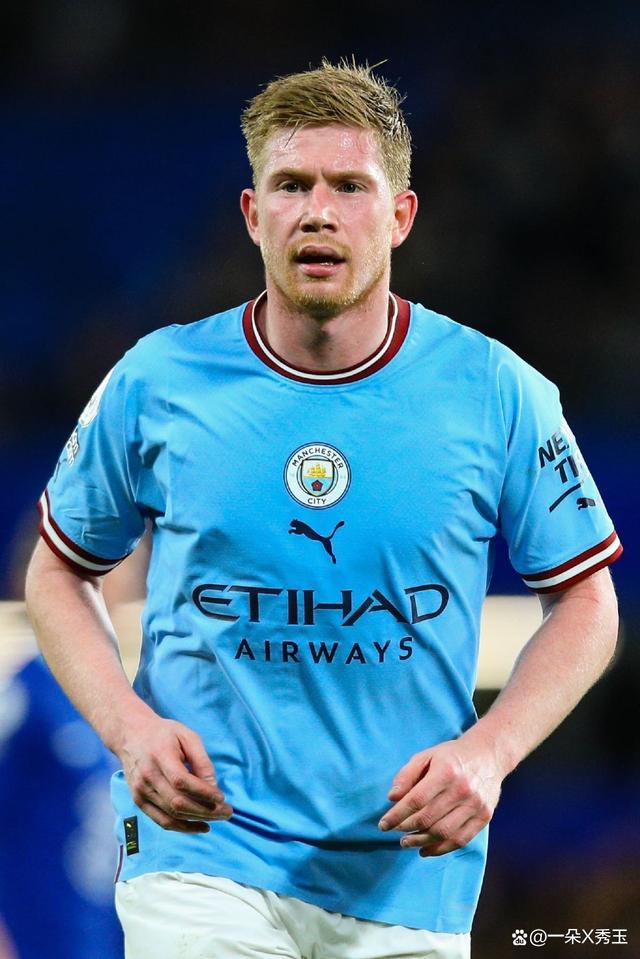 记者：加拉塔萨雷希望免费租借萨拉赫，合同半年800万欧