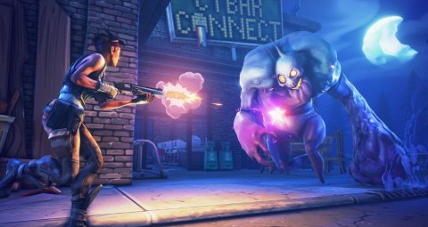 终场哨响时 终场哨响时