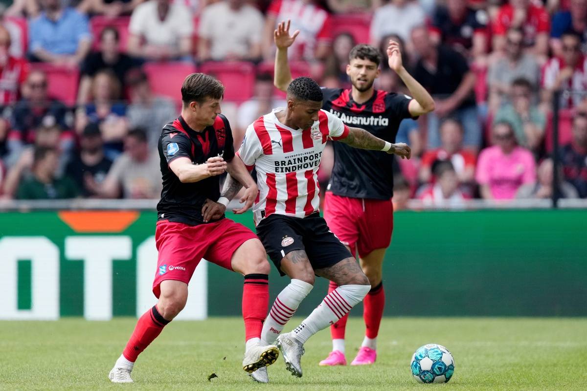 当时的中场 当时的中场