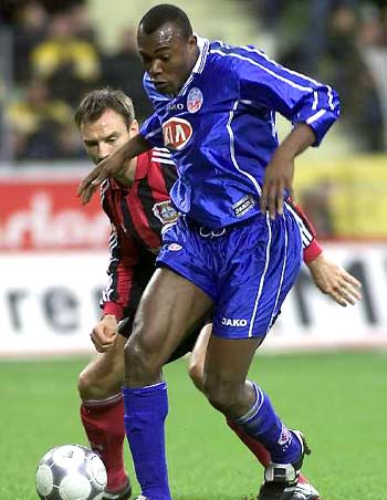 依旧获得了 依旧获得了